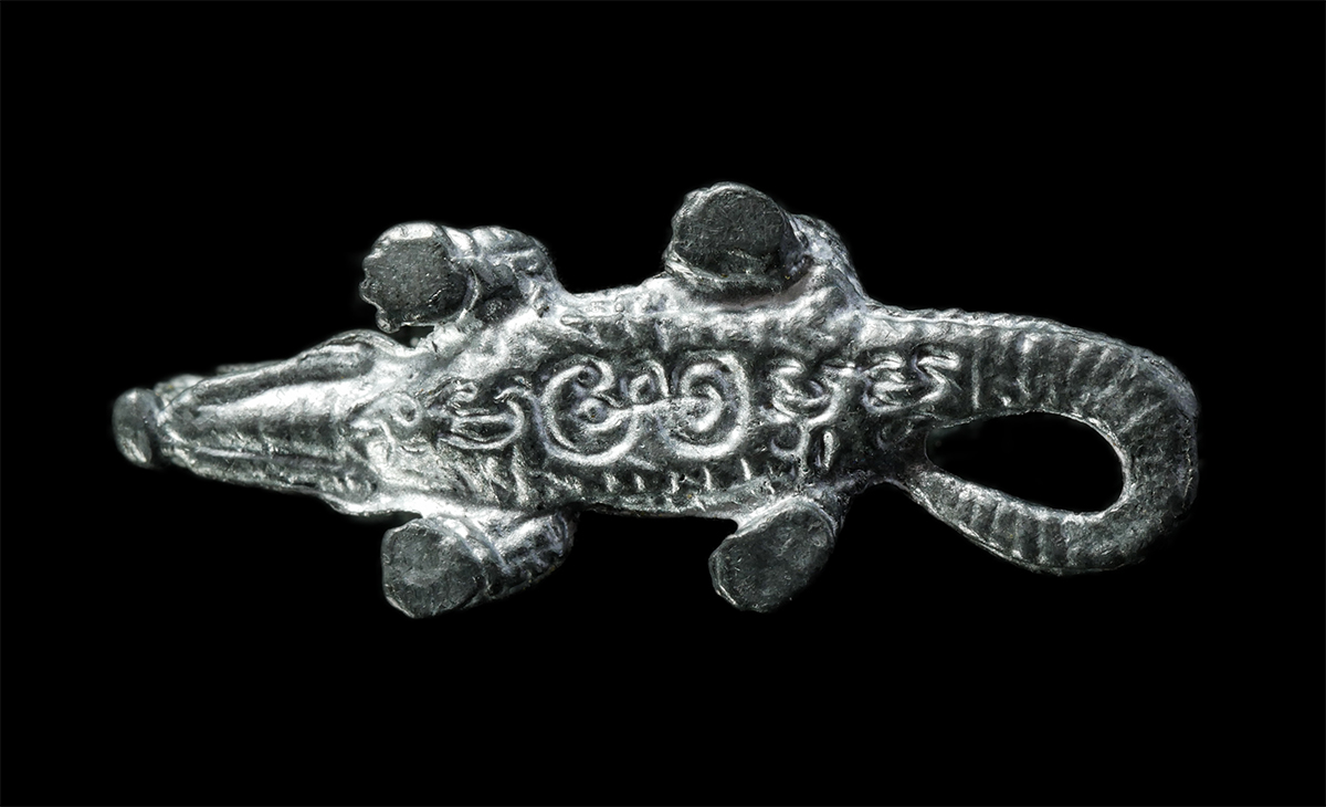 3Mar2025 (57)bp.jpg - พญาจระเข้อาคม เจ้าทรัพย์ พระอาจารย์เจี๊ยบ(ดร.พระครูโสภณธำรงกิตติ์) วัดหุบตาโคตร อ.สามร้อยยอด จ.ประจวบคีรีขันธ์ เนื้อตะกั่ว ผิวปรอท เด่นเมตตามหานิยม ช่ [..] | https://kamulet.in.th